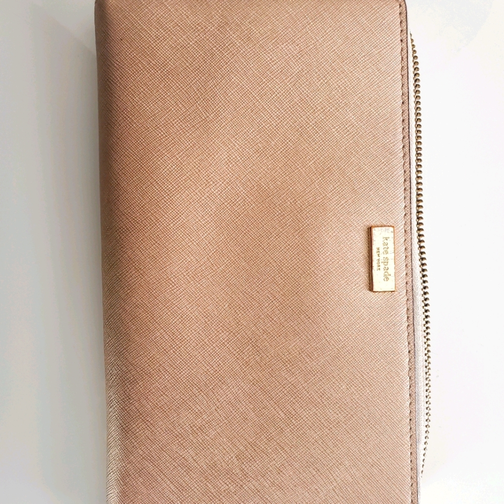Kate Spade Extra Large Wallet